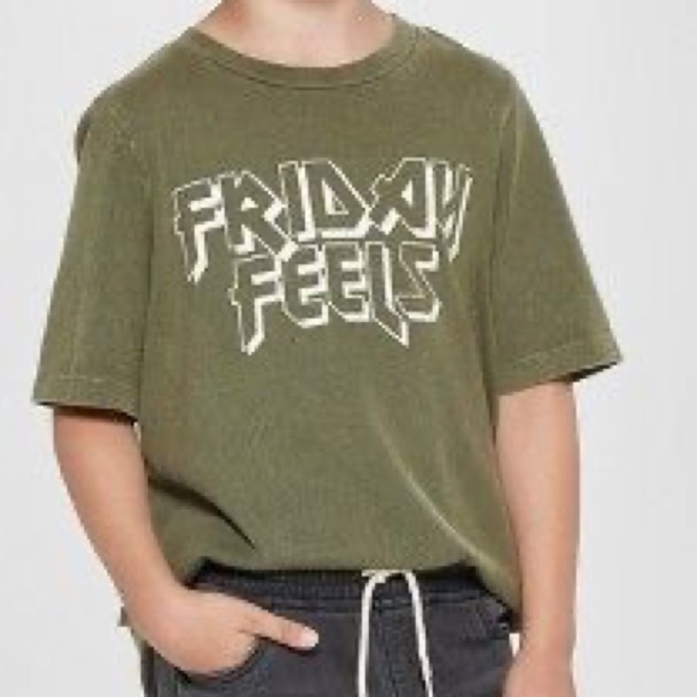 Friday Feels Graphic Tee